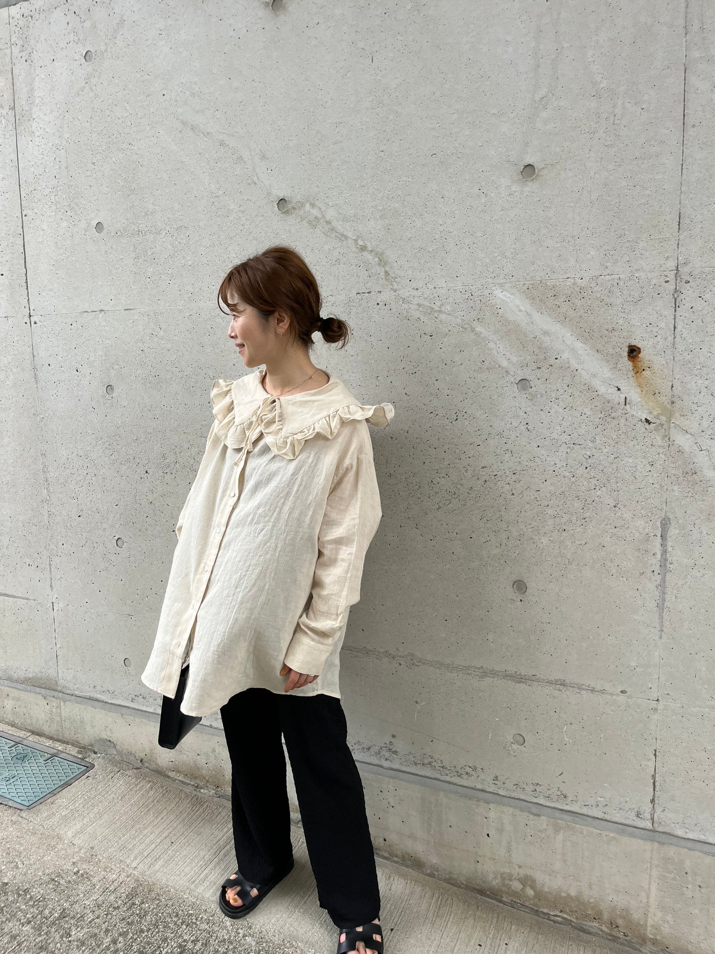 frill collar blouse