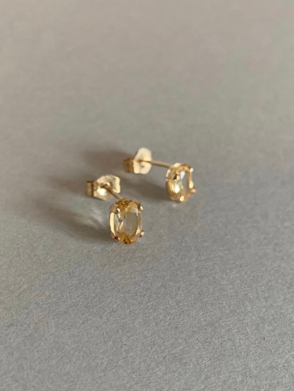 oval stud pierce