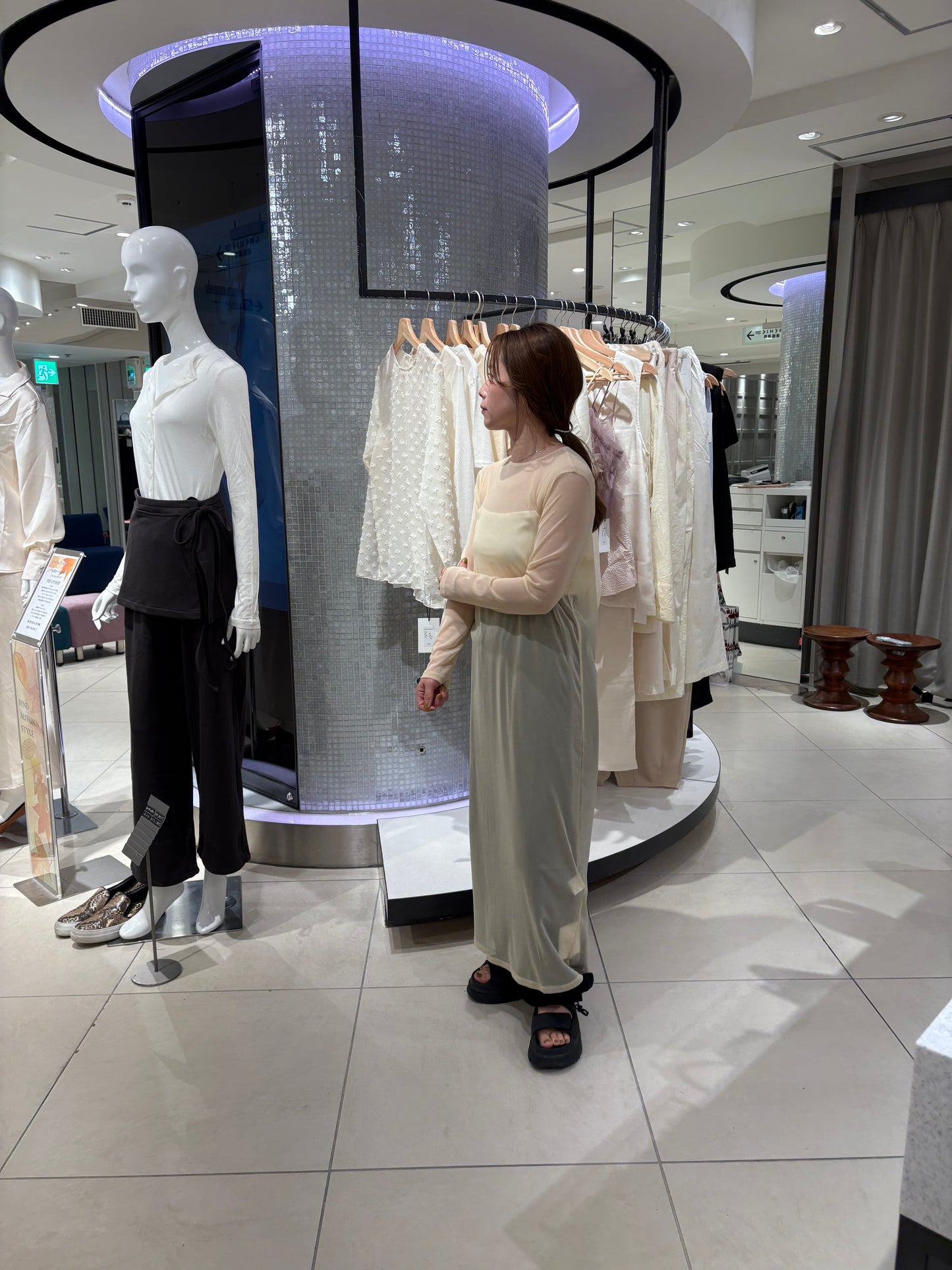 【1/23(fri) 21:00】sheer long one-piece