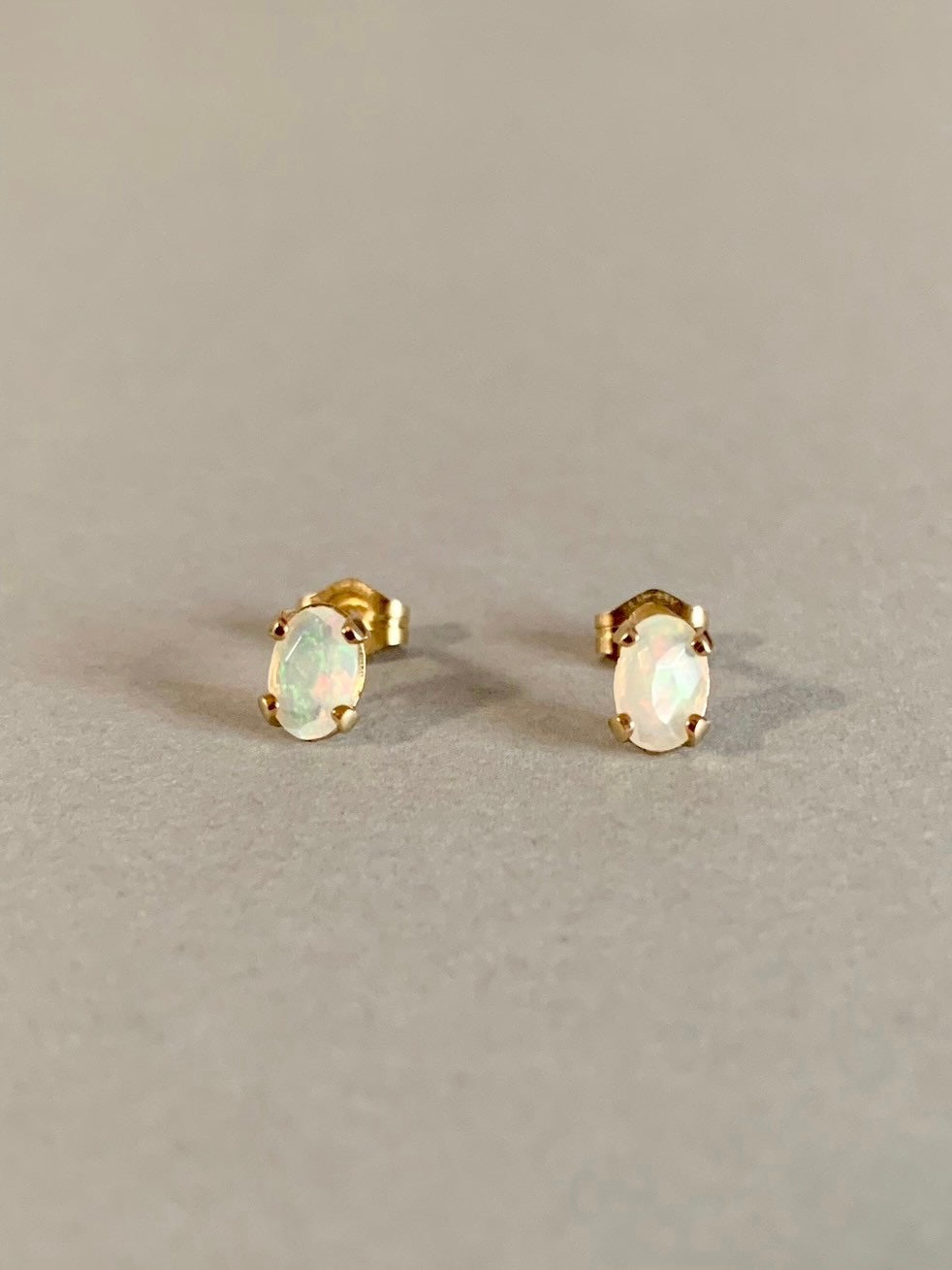 oval stud pierce