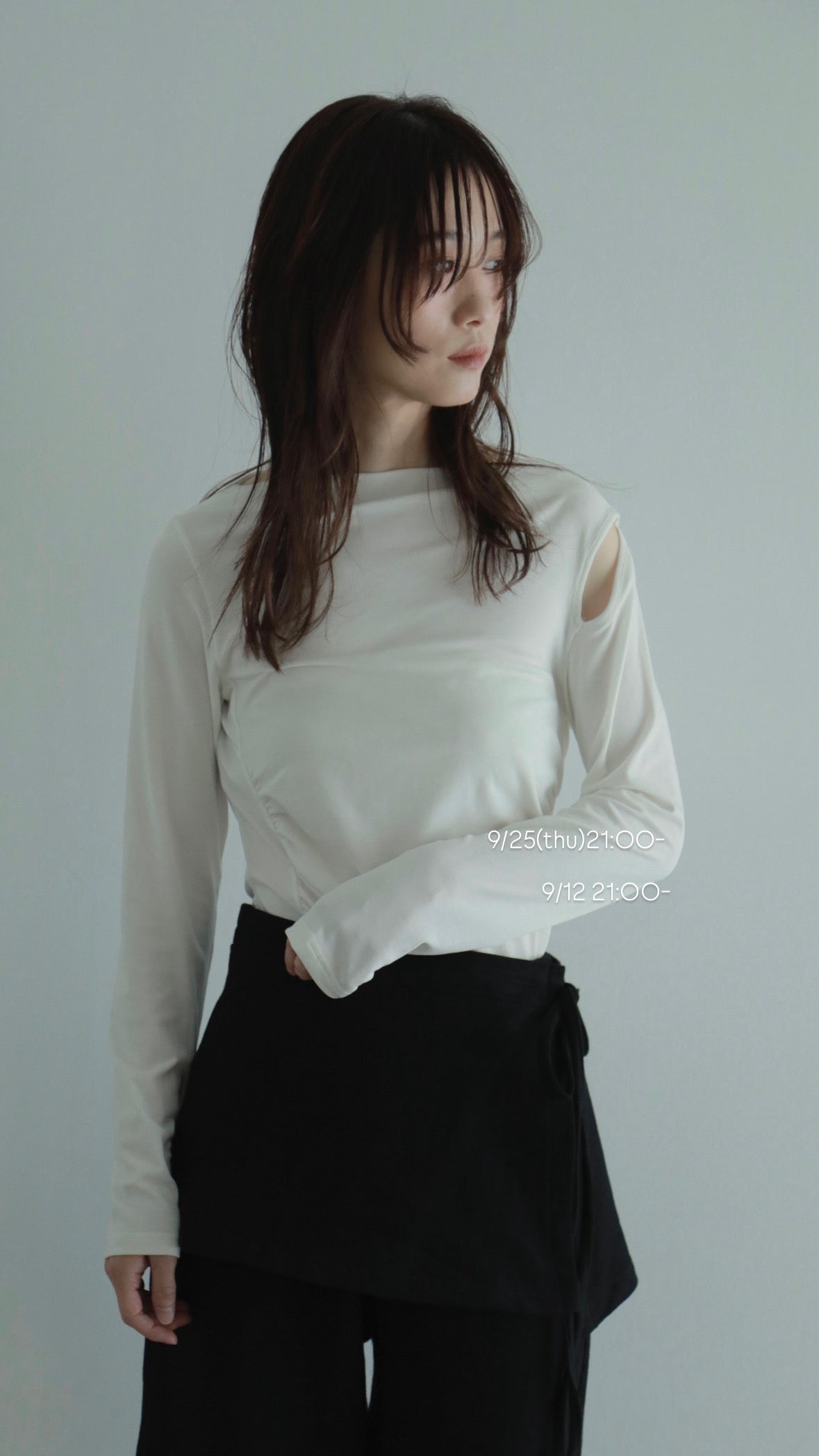 2wayshoulder slit tops