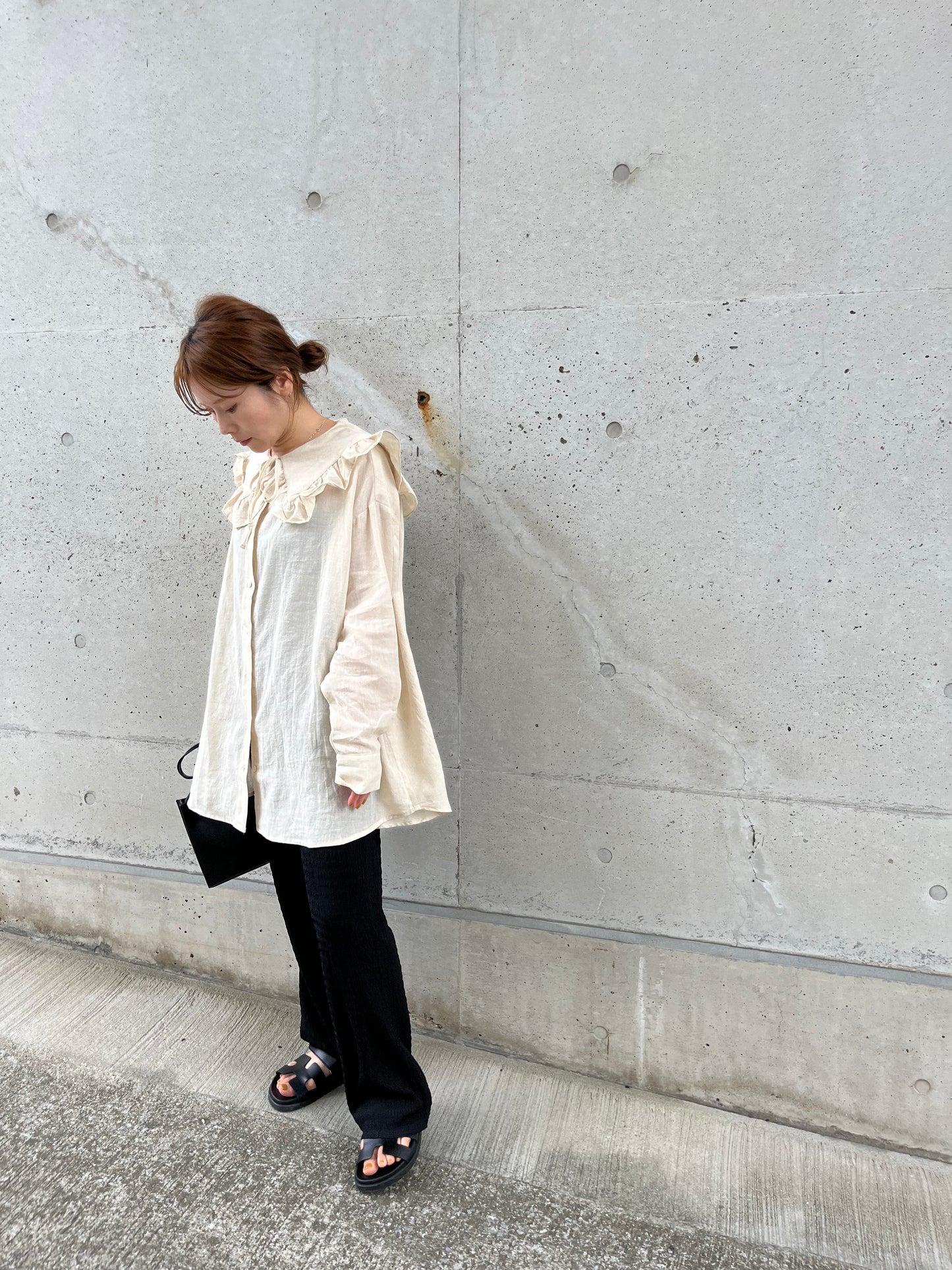 frill collar blouse