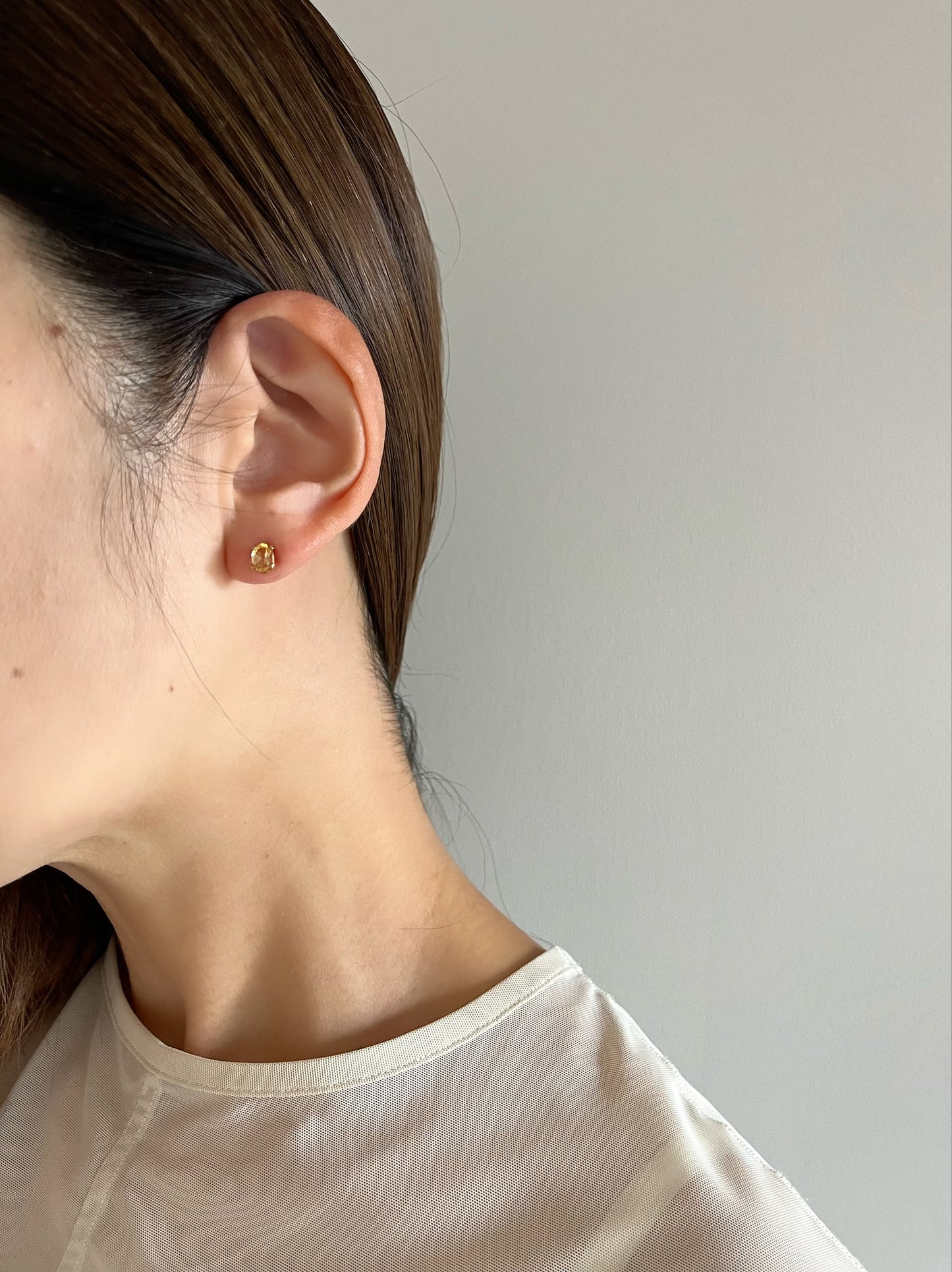 oval stud pierce
