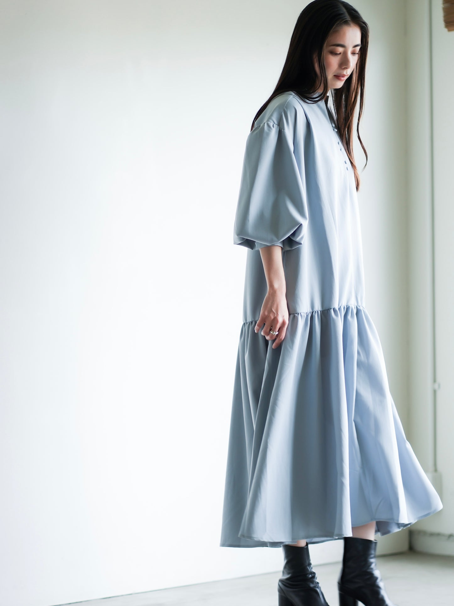 《ARNEcollaboration item》balloonsleeve tiered onepiece