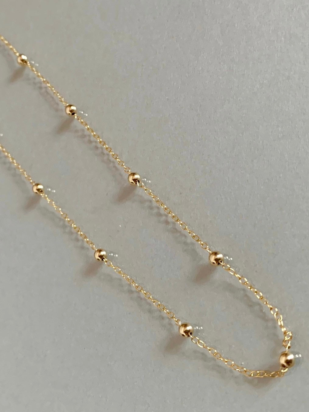 beads chain necklace
