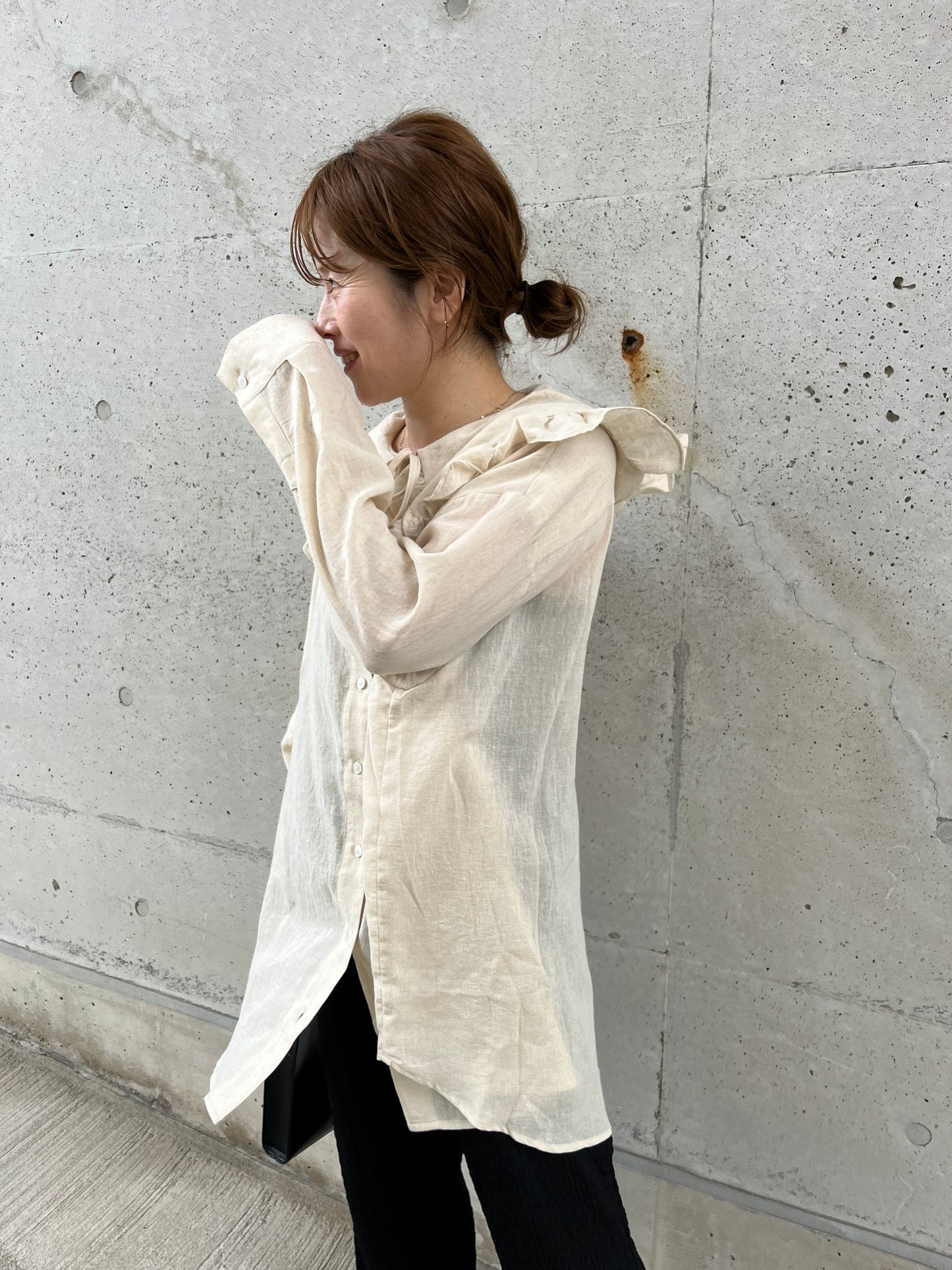 frill collar blouse