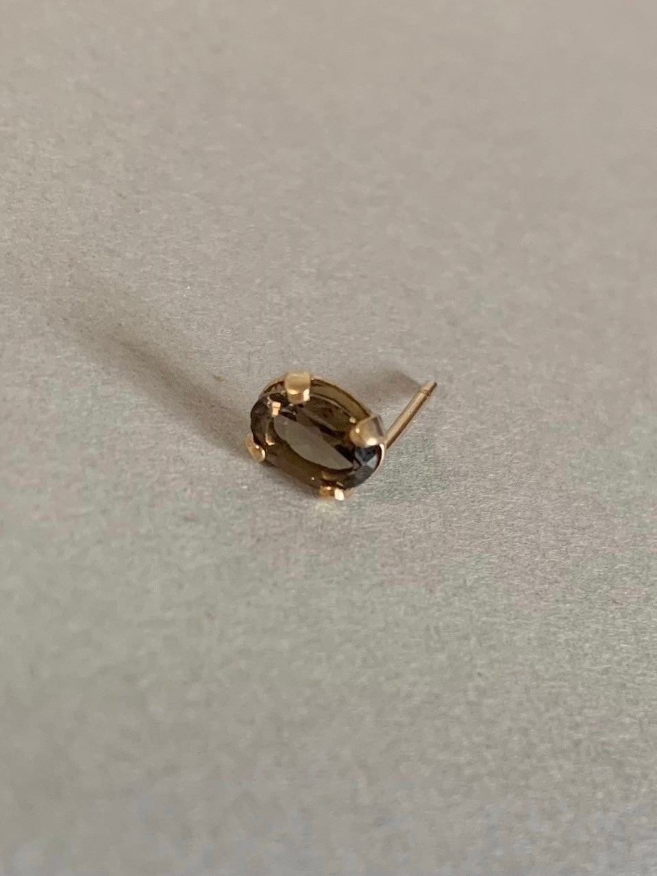 oval stud pierce
