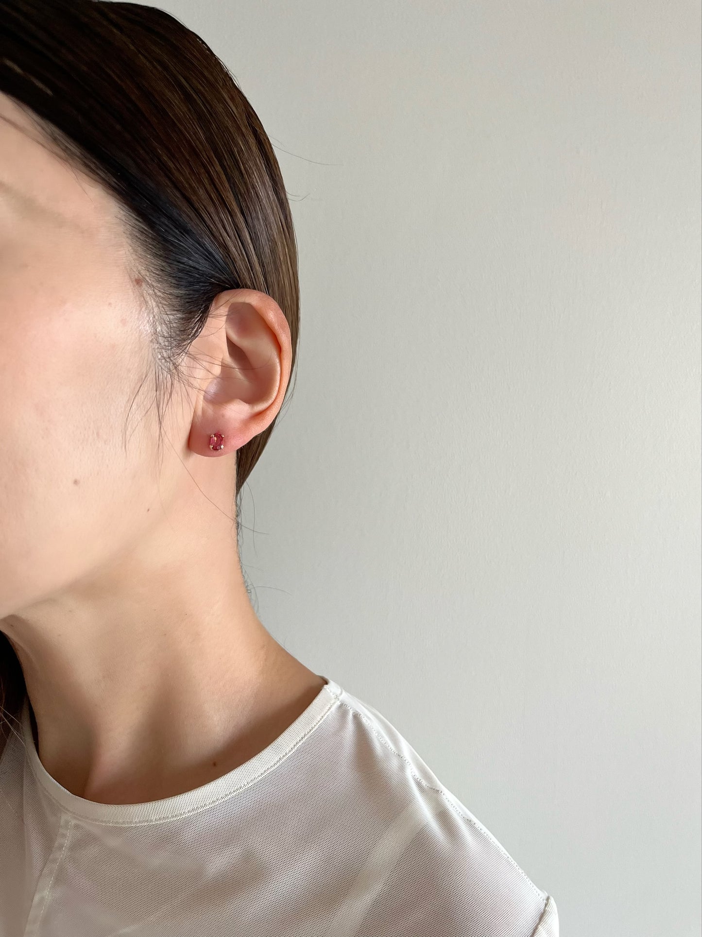 oval stud pierce