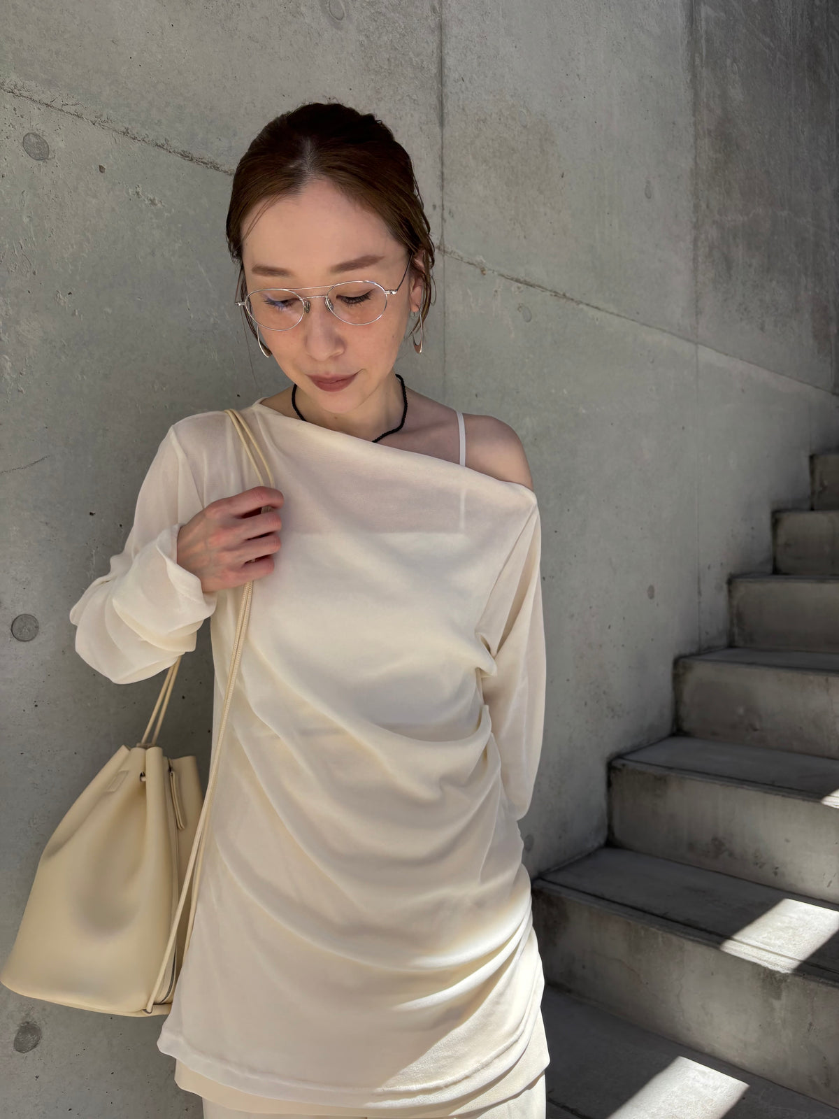 2way velours shoulder tops