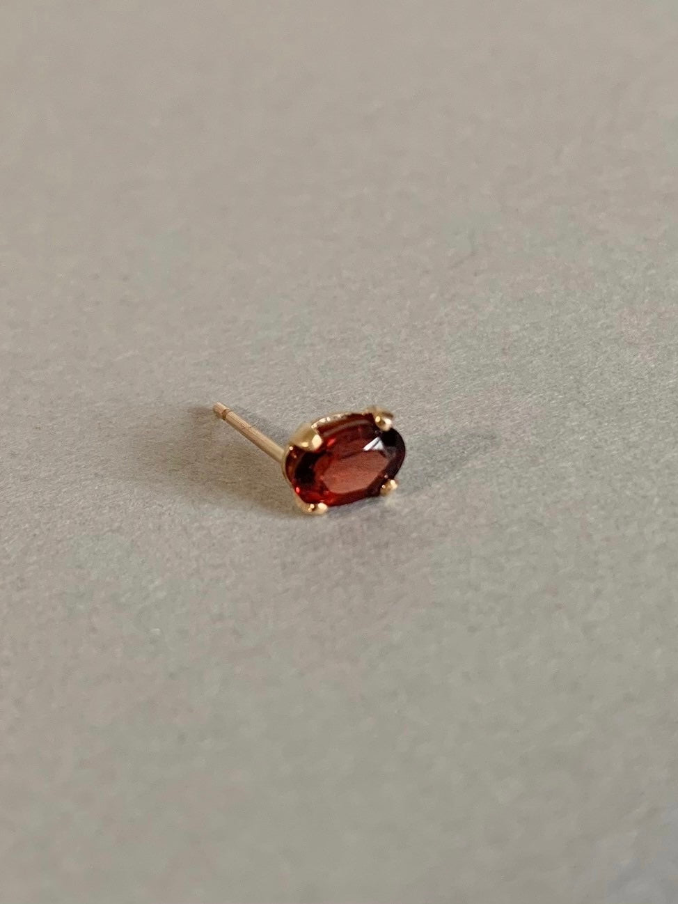 oval stud pierce