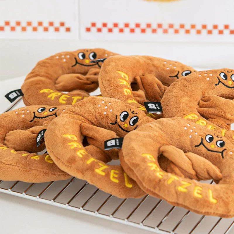 TOY pretzel