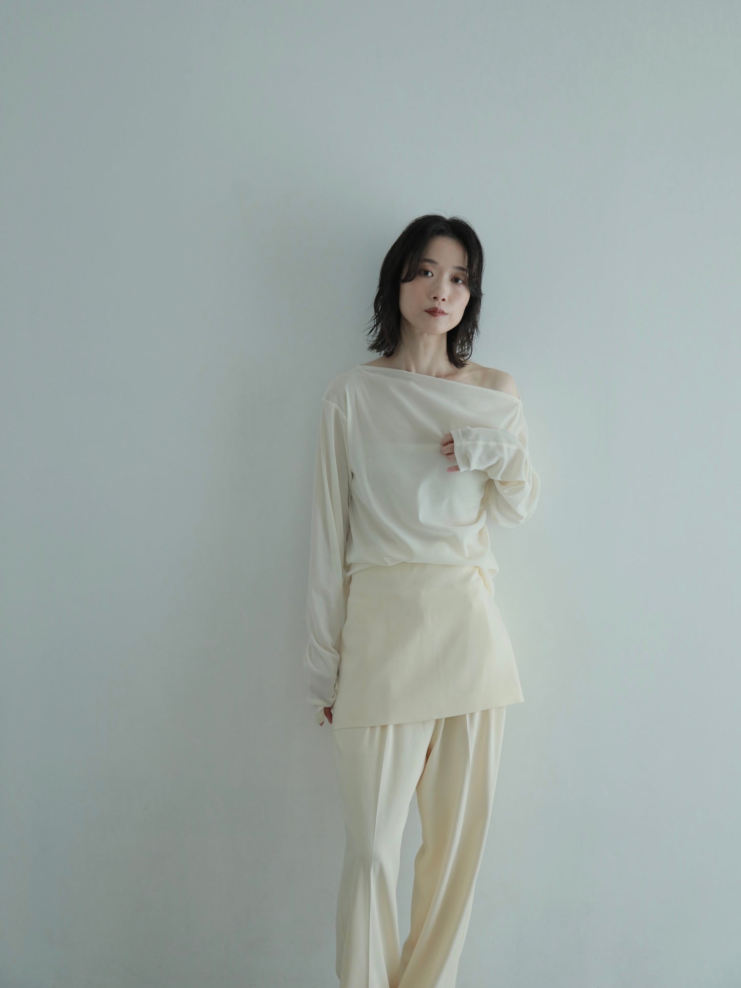 《pre order》 2way velours shoulder tops