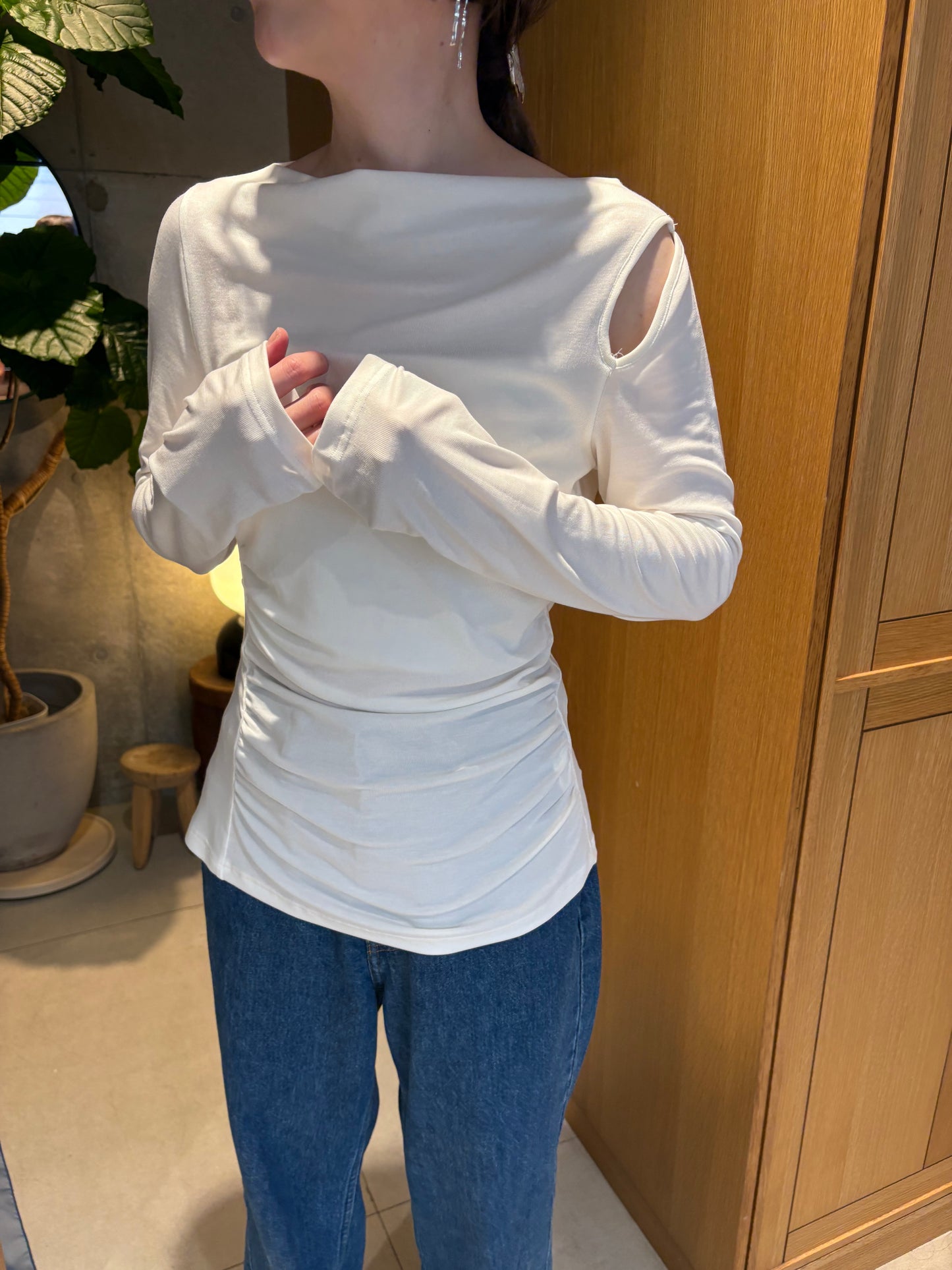 2wayshoulder slit tops