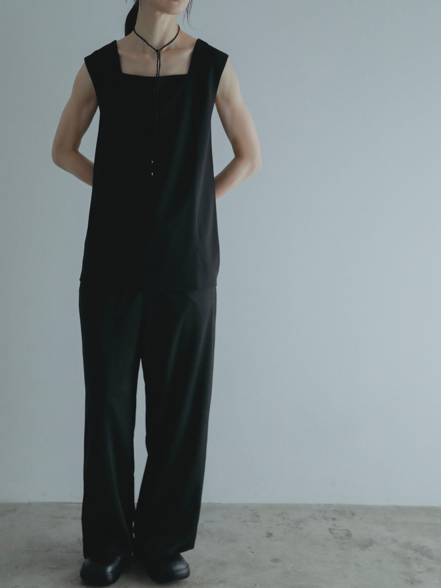 【1/9(fri) 21:00】satin square tops　　