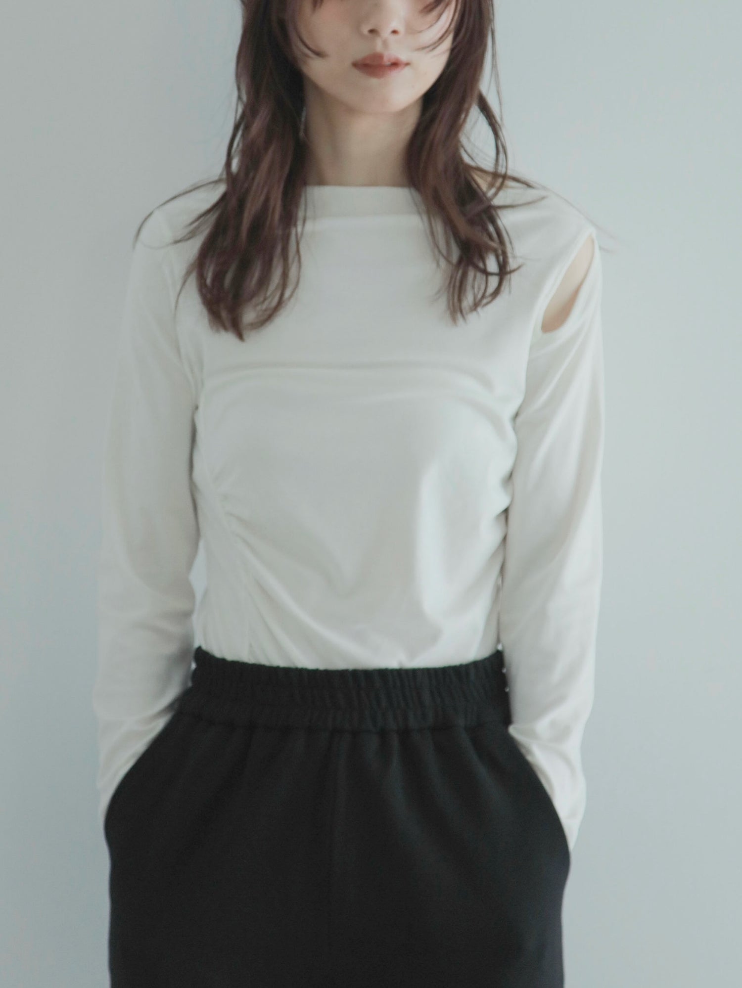 2wayshoulder slit tops