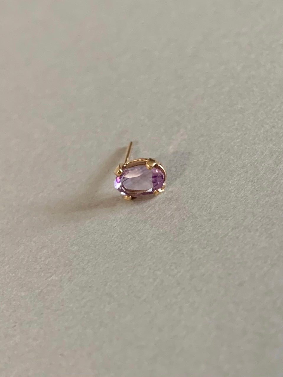 oval stud pierce