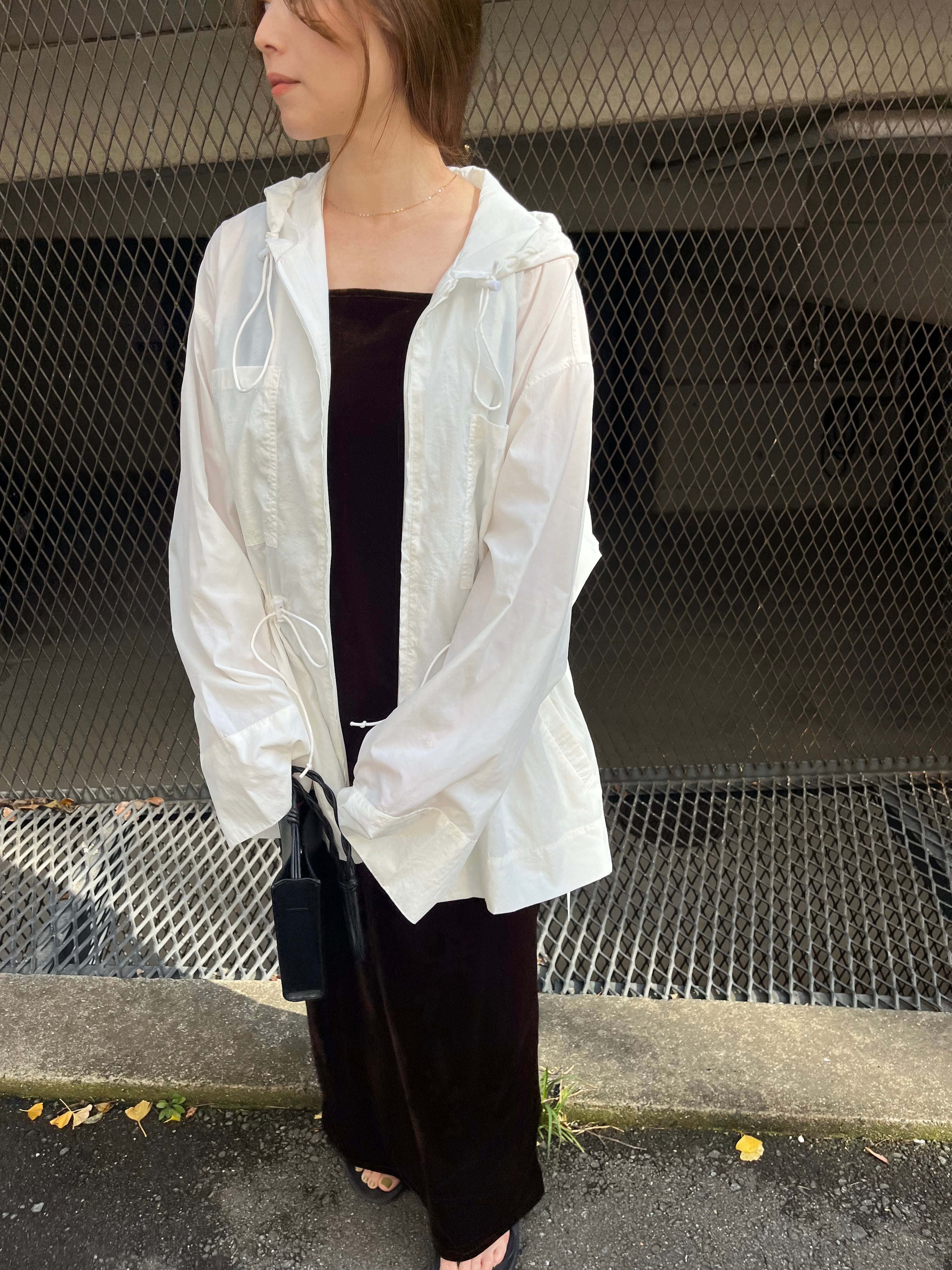 holicエイチホリックdrytouch vneck all-in-one 完売