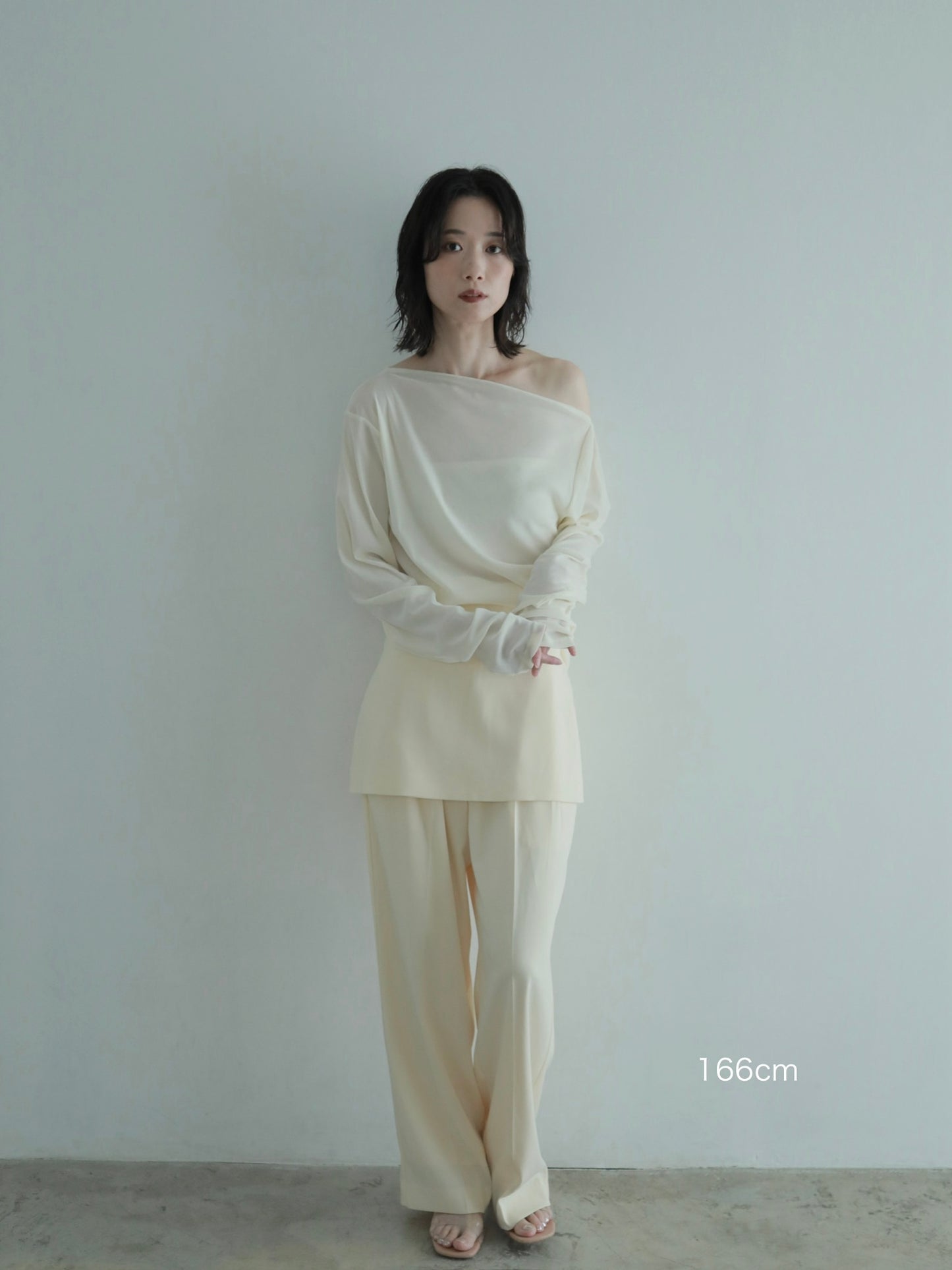 《pre order》 2way velours shoulder tops