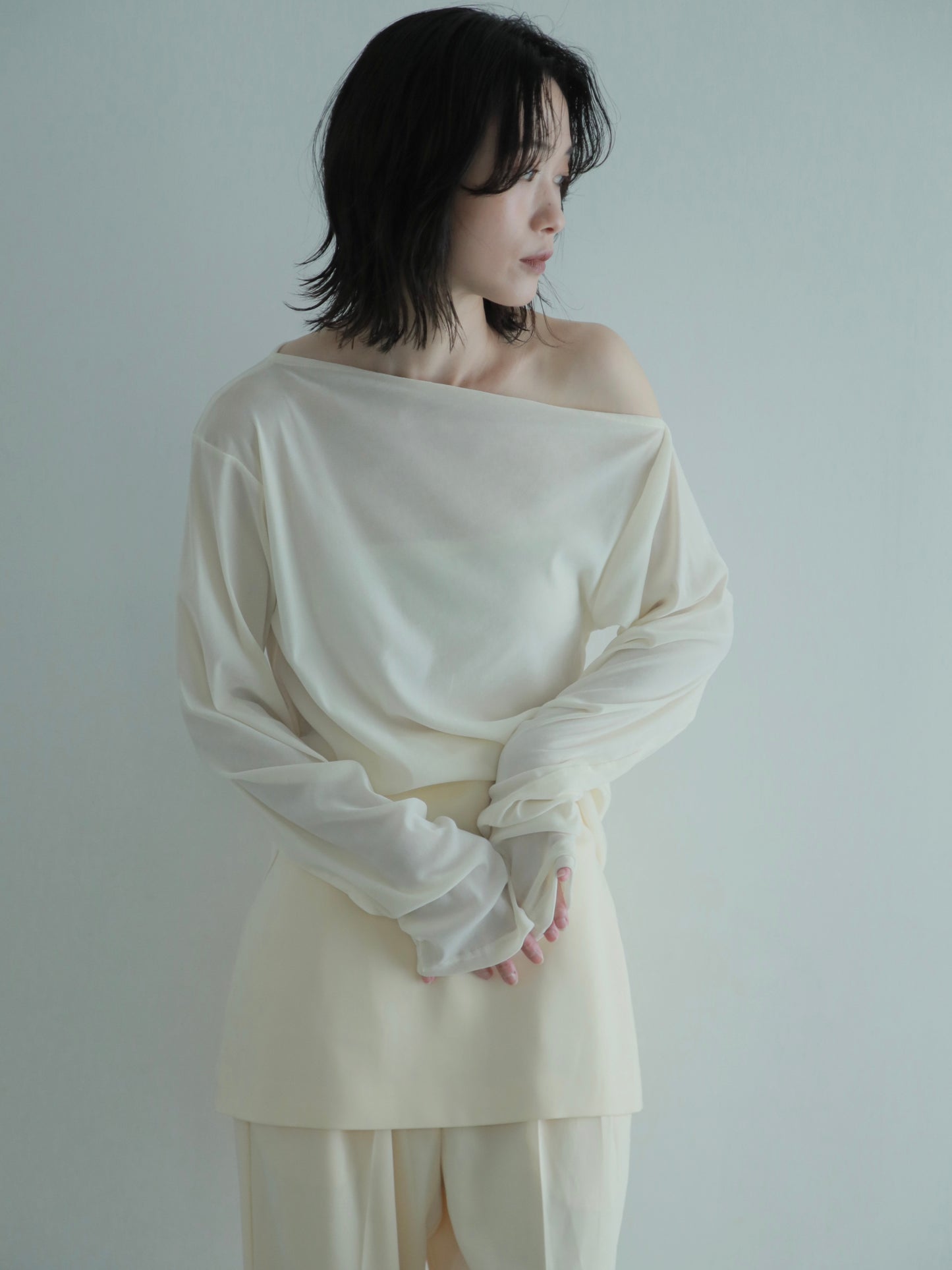 《pre order》 2way velours shoulder tops