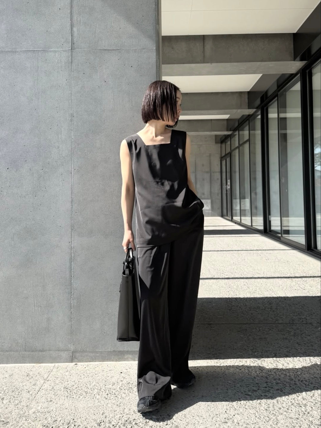 satin relax pants　　