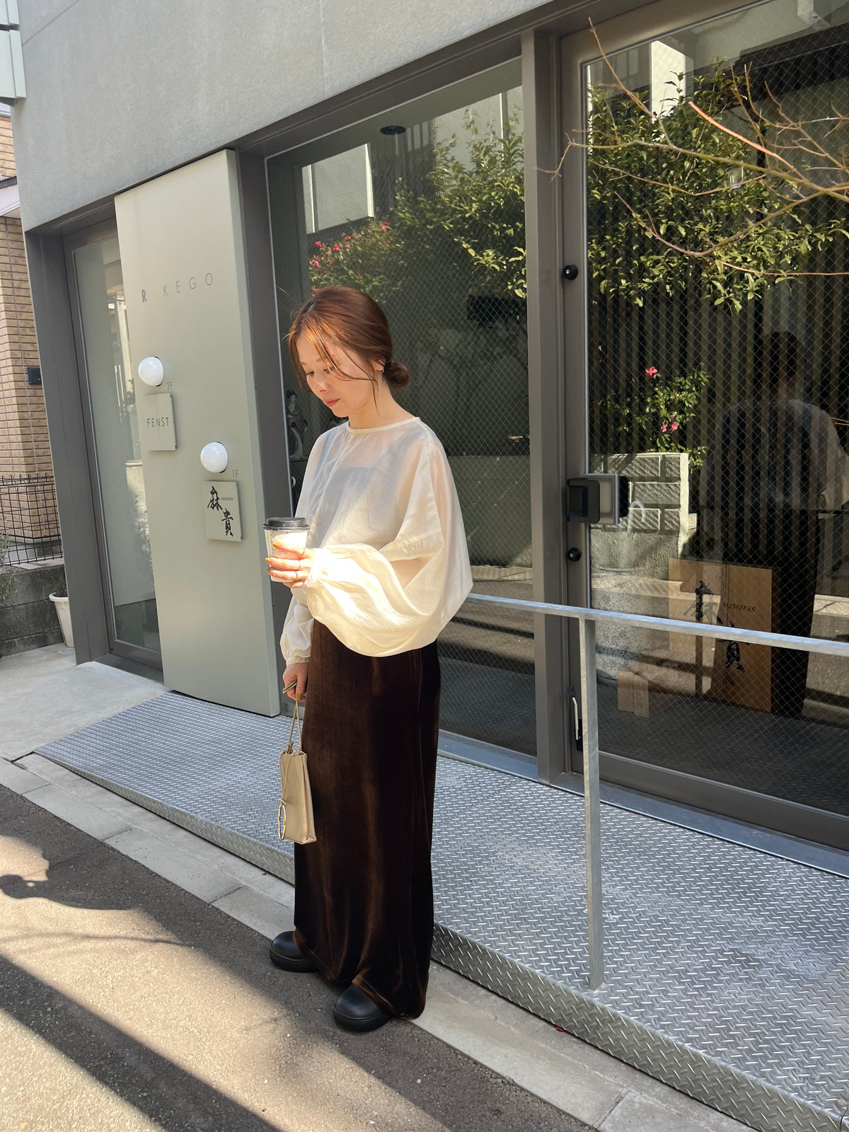 sheer balloon blouse　