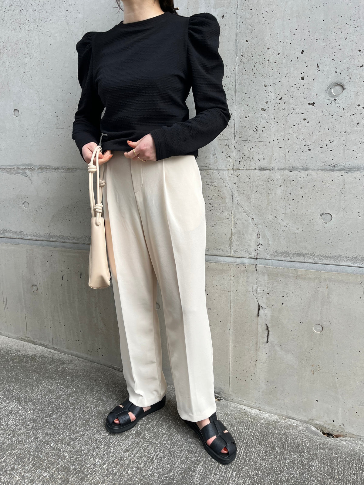 relax tuck pants　