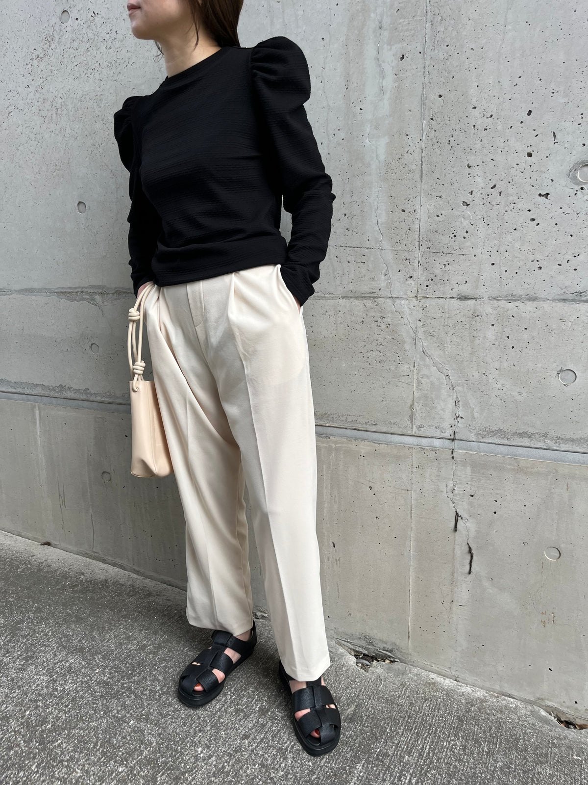 relax tuck pants　